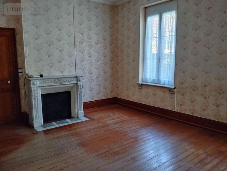 Maison a vendre Crécy-sur-Serre 02270 Aisne 240 m2 10 pièces 209000 euros