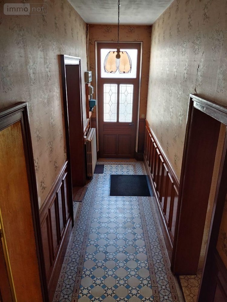 Maison a vendre Crécy-sur-Serre 02270 Aisne 240 m2 10 pièces 209000 euros