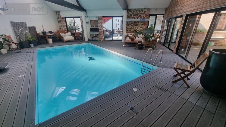 propriete a vendre Fougères 35300 Ille-et-Vilaine 535 m2 8 pièces 960480 euros