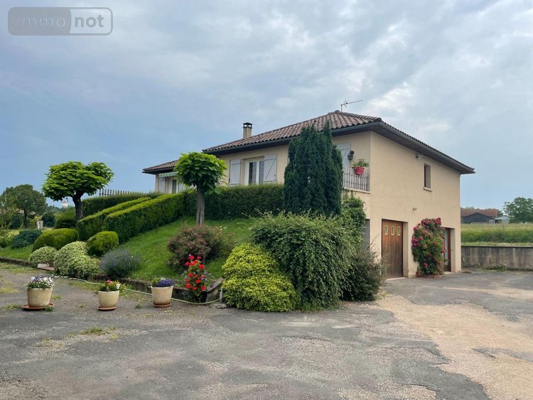 Maison a vendre Lacapelle-Marival 46120 Lot 120 m2 4 pièces 224450 euros