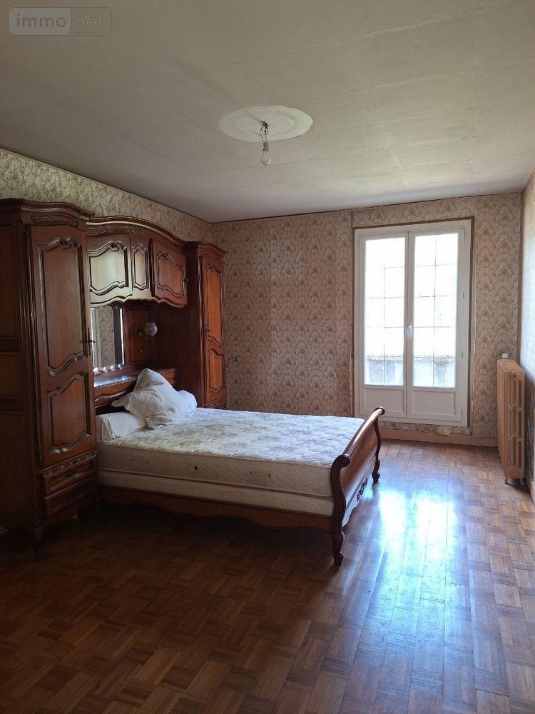 Maison a vendre Henrichemont 18250 Cher 270 m2 7 pièces 126000 euros