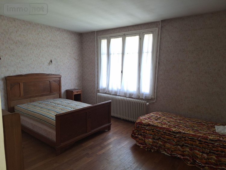 Maison a vendre Henrichemont 18250 Cher 270 m2 7 pièces 126000 euros