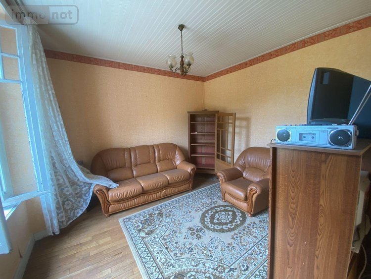 Maison a vendre Ally 15700 Cantal 130 m2  60420 euros