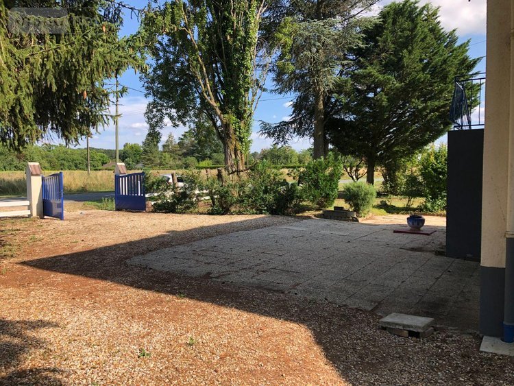 Maison a vendre Chârost 18290 Cher 125 m2  152830 euros