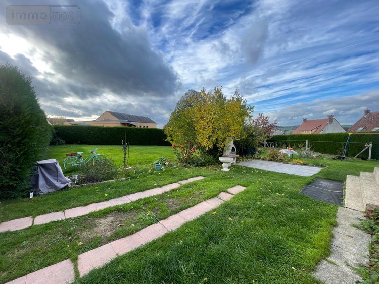 Location maison Beaumont-les-Autels 28480 Eure-et-Loir 170 m2  800 euros