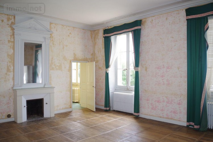 propriete a vendre Sorges-et-Ligueux-en-Périgord 24420 Dordogne 900 m2 14 pièces 1144000 euros