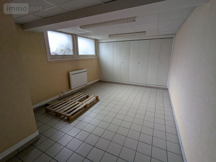 Fonds et murs commerciaux a vendre Saint-Pol-sur-Ternoise 62130 Pas-de-Calais 256 m2  126120 euros