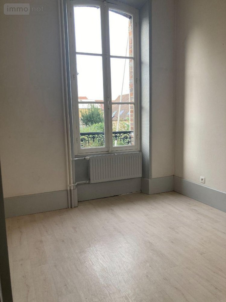 Location appartement Troyes 10000 Aube 83 m2 3 pièces 902 euros