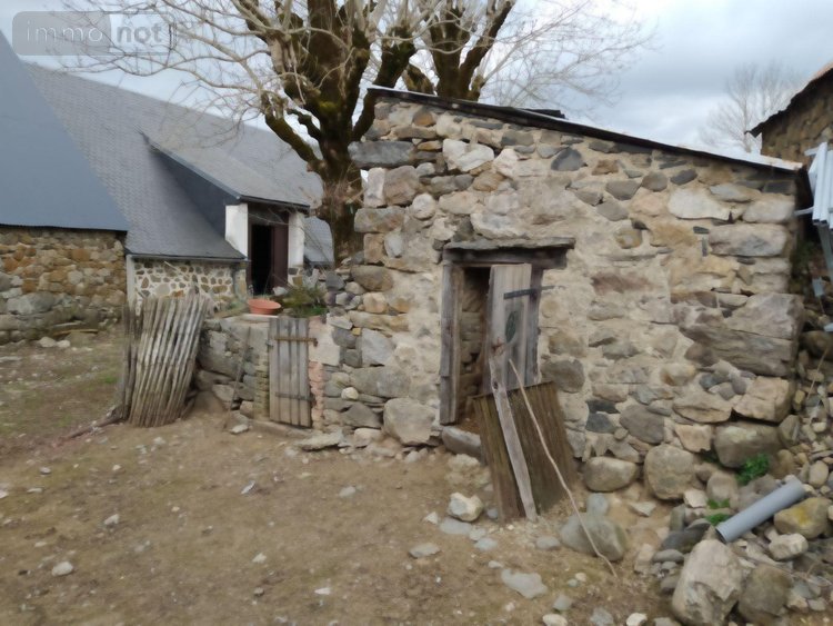 propriete a vendre Saint-Étienne-de-Chomeil 15400 Cantal 103 m2 6 pièces 90000 euros