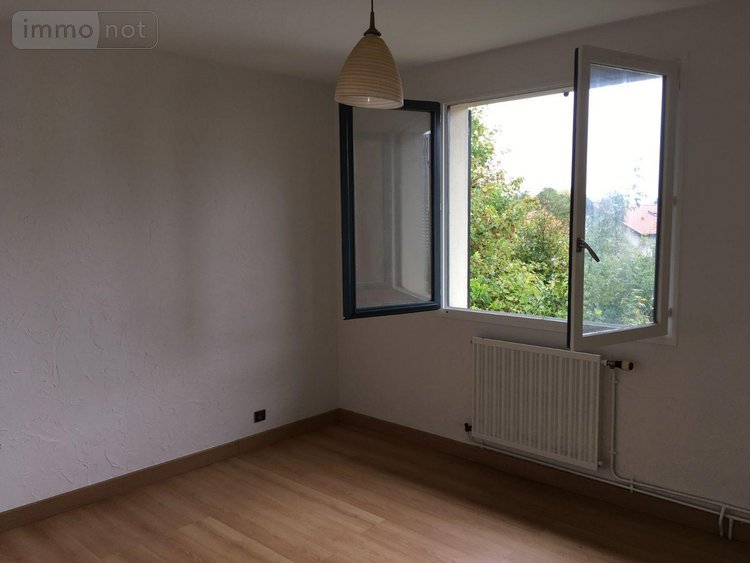 Location maison Vitry-le-François 51300 Marne 107 m2 5 pièces 750 euros