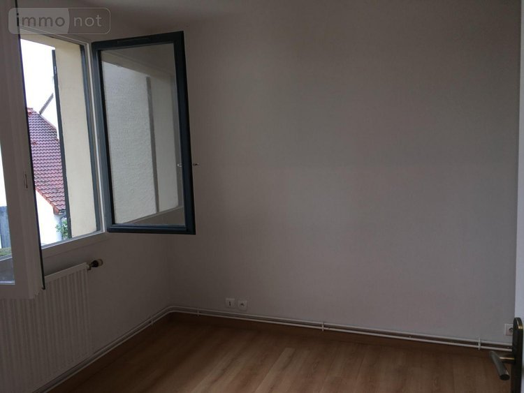Location maison Vitry-le-François 51300 Marne 107 m2 5 pièces 800 euros