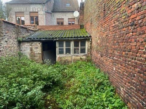 Fonds et murs commerciaux a vendre Hazebrouck 59190 Nord  136500 euros