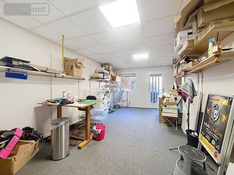 Fonds et murs commerciaux a vendre Hazebrouck 59190 Nord  136500 euros