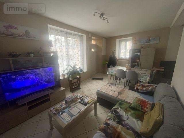 Maison a vendre Villaines-sous-Lucé 72150 Sarthe 101 m2 8 pièces 127200 euros