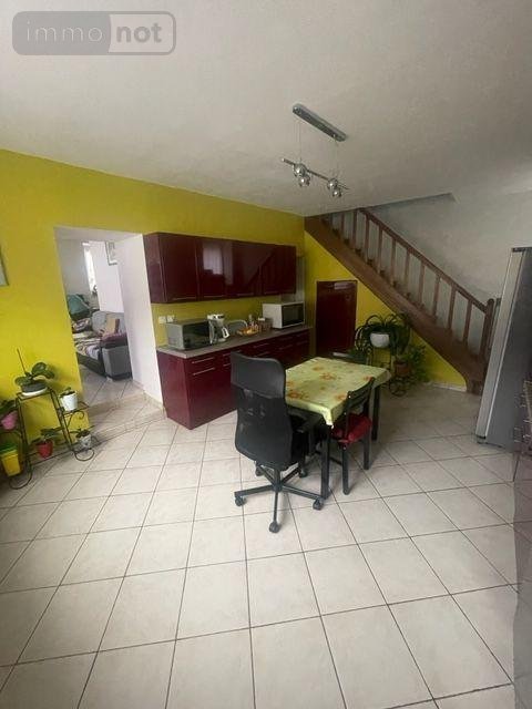 Maison a vendre Villaines-sous-Lucé 72150 Sarthe 101 m2 8 pièces 127200 euros