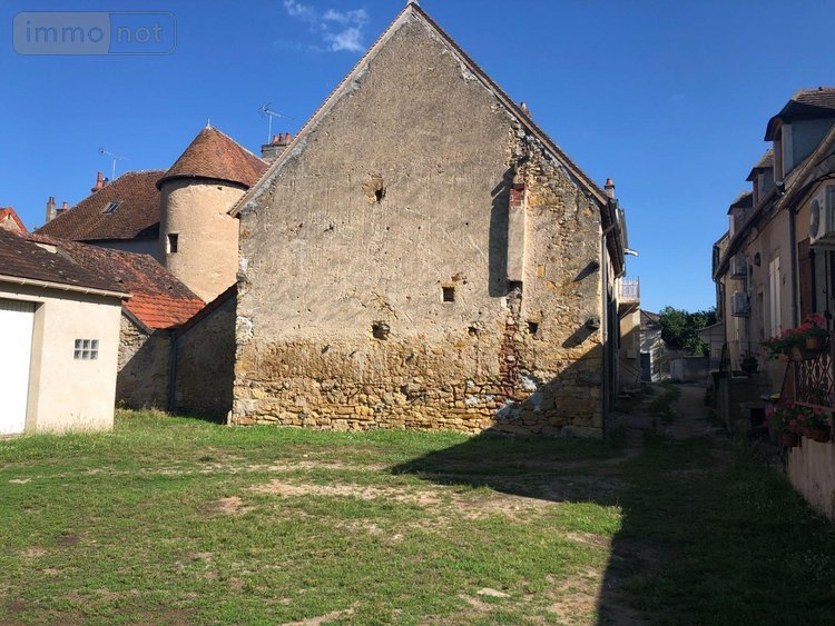 Maison a vendre Saint-Amand-Montrond 18200 Cher 91 m2 4 pièces 47000 euros