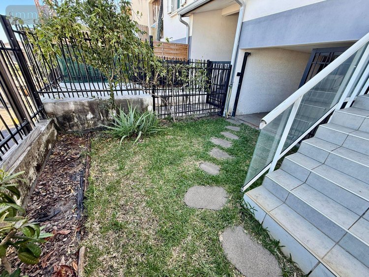 Appartement a vendre Saint-Gilles-les-Bains 97434 Réunion 113 m2 5 pièces 610000 euros
