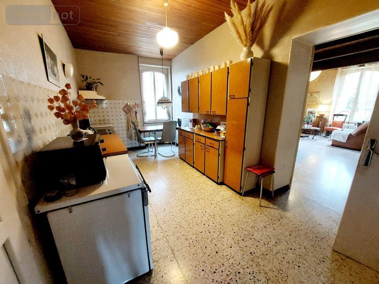 propriete a vendre Chambon 17290 Charente-Maritime 243 m2 8 pièces 457600 euros