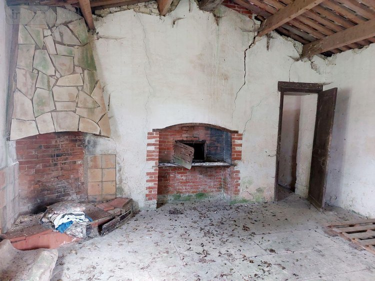 propriete a vendre Chambon 17290 Charente-Maritime 243 m2 8 pièces 457600 euros