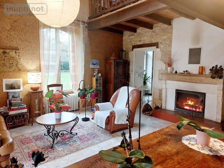 propriete a vendre Chambon 17290 Charente-Maritime 243 m2 8 pièces 457600 euros