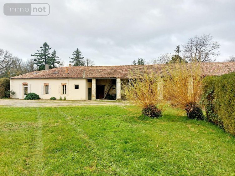 propriete a vendre Chambon 17290 Charente-Maritime 243 m2 8 pièces 457600 euros