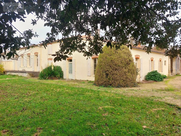 propriete a vendre Chambon 17290 Charente-Maritime 243 m2 8 pièces 457600 euros