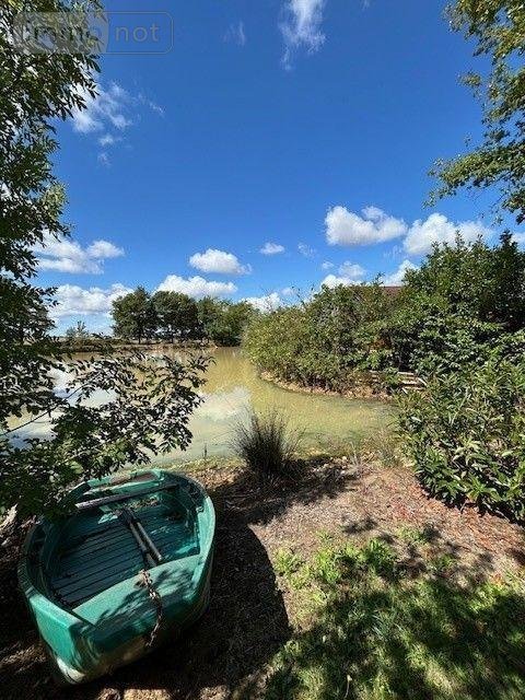 Terrains de loisirs bois etangs a vendre Mauvières 36370 Indre 61878 m2  286200 euros