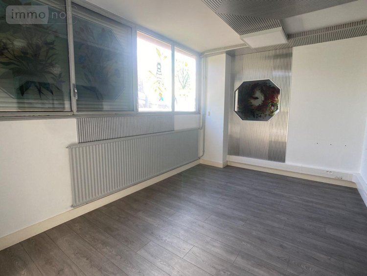 Fonds et murs commerciaux a vendre Limoges 87000 Haute-Vienne 97 m2  90650 euros