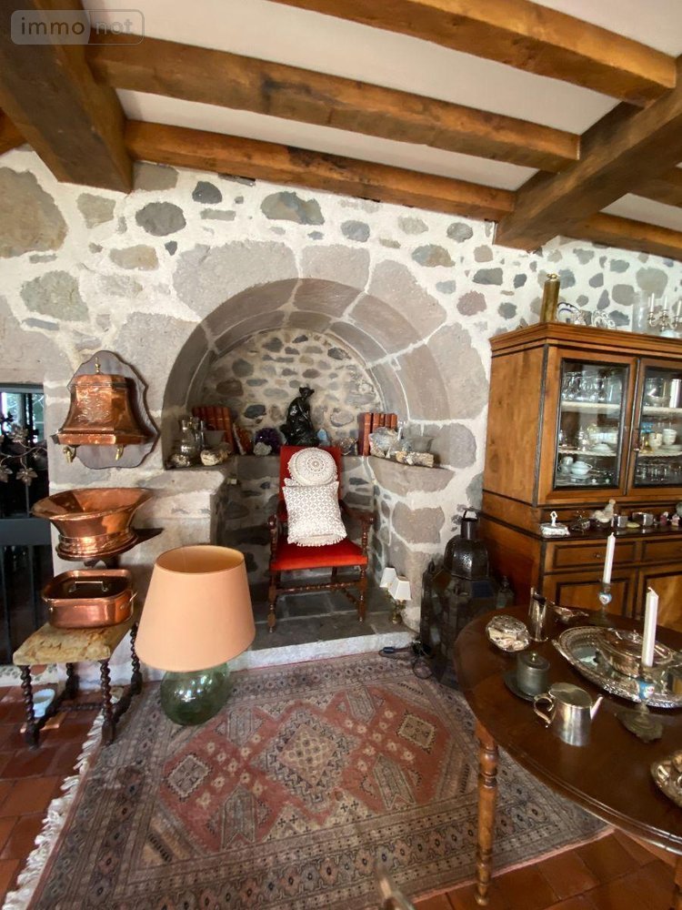 Maison a vendre Anglards-de-Salers 15380 Cantal 390 m2  699000 euros