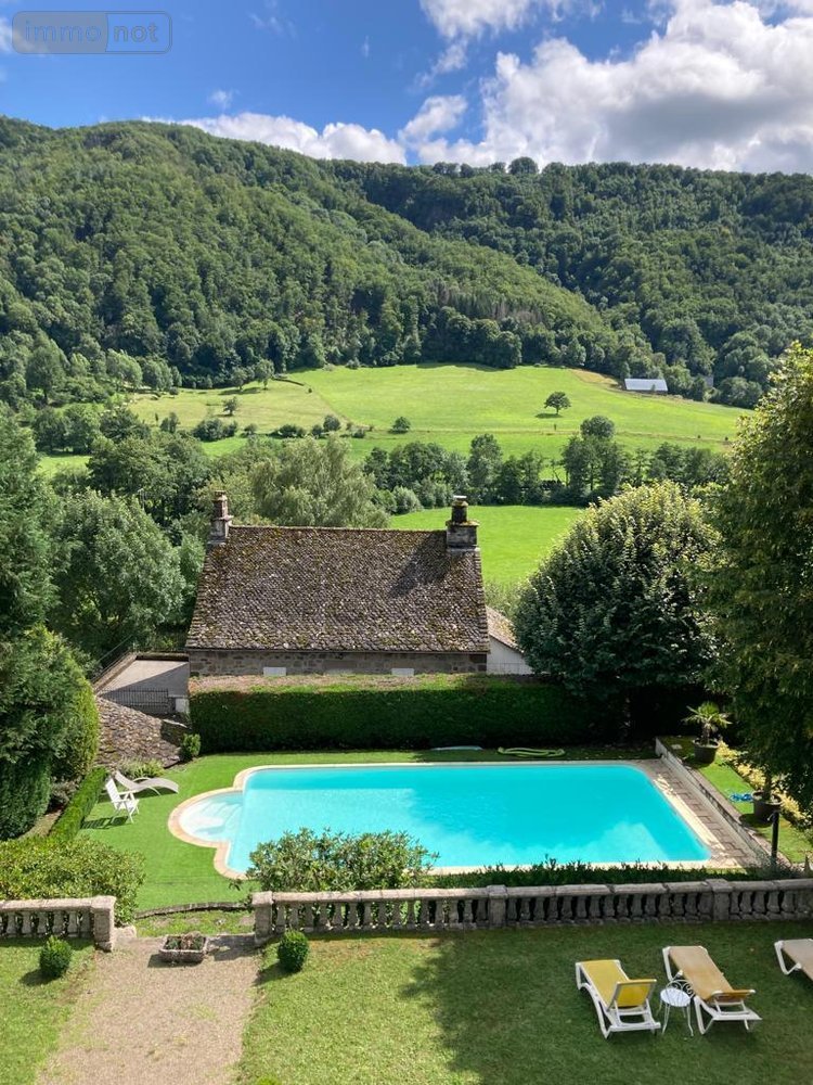 Maison a vendre Anglards-de-Salers 15380 Cantal 390 m2  699000 euros