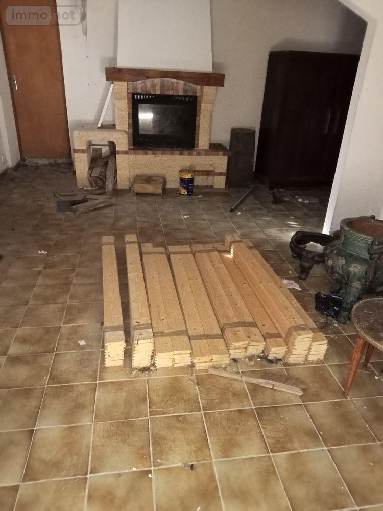 Maison a vendre Deneuille-les-Mines 03170 Allier 200 m2 8 pièces 53600 euros