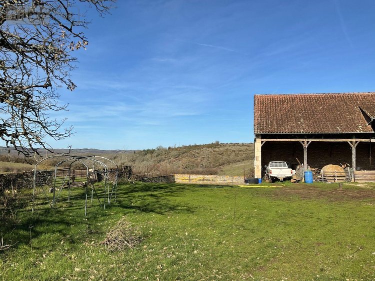 Maison a vendre Gourdon 46300 Lot 105 m2 5 pièces 219300 euros