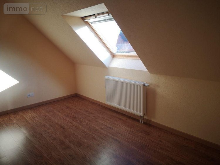 Location maison Caëstre 59190 Nord 99 m2 5 pièces 910 euros