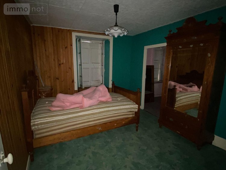 Maison a vendre Ally 15700 Cantal 90 m2  37100 euros