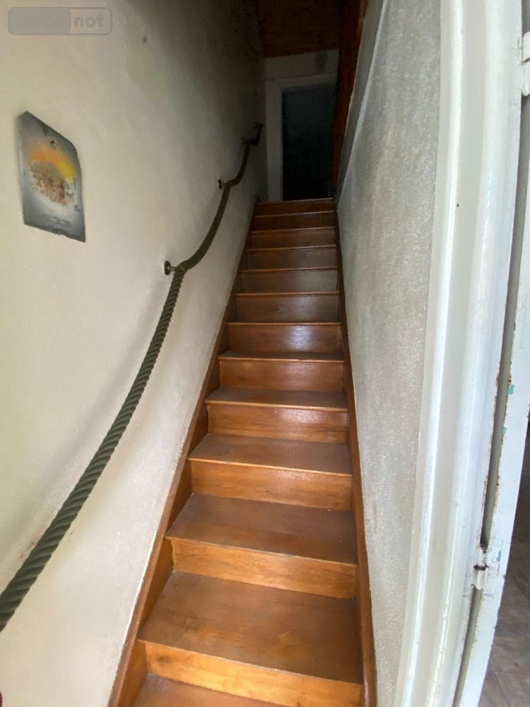 Maison a vendre Ally 15700 Cantal 90 m2  37100 euros