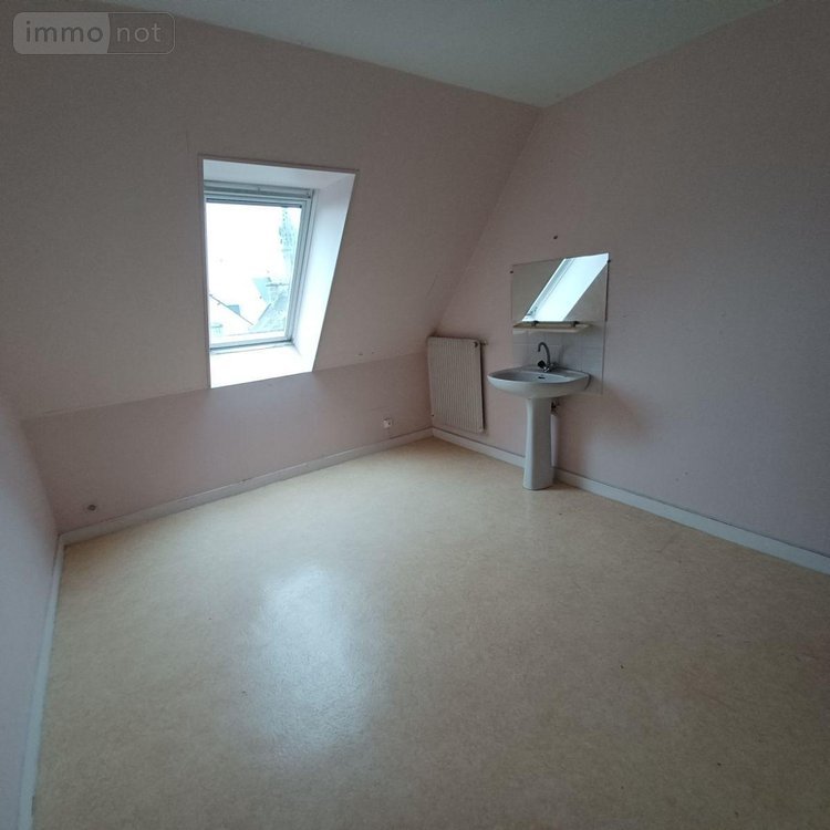 Immeuble a vendre Saint-Pol-de-Léon 29250 Finistère 586 m2  519000 euros