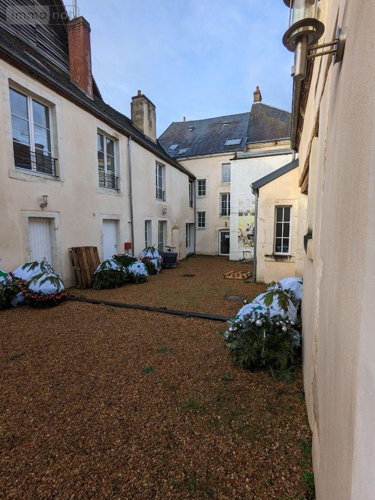 Immeuble a vendre Nogent-le-Rotrou 28400 Eure-et-Loir 320 m2  504000 euros