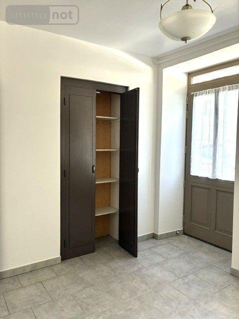 Location appartement Avallon 89200 Yonne 26 m2 2 pièces 290 euros