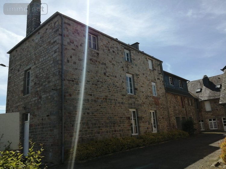 Immeuble a vendre Barenton 50720 Manche 2300 m2  315300 euros