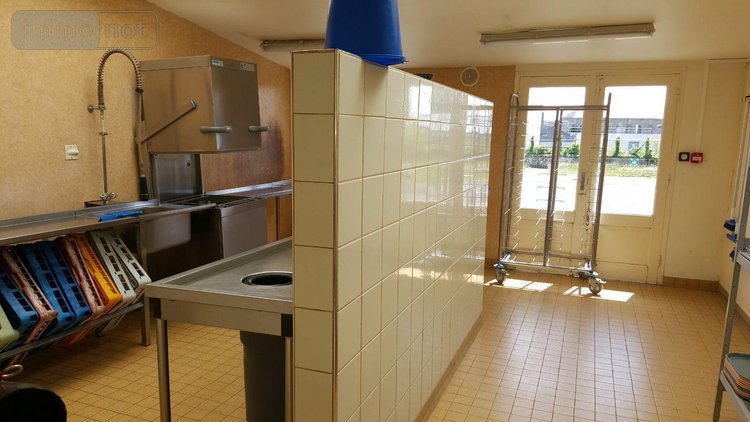 Immeuble a vendre Barenton 50720 Manche 2300 m2  315300 euros