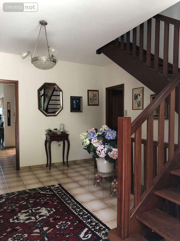 Maison a vendre Aubazines 19190 Corrèze 231 m2 8 pièces 293700 euros