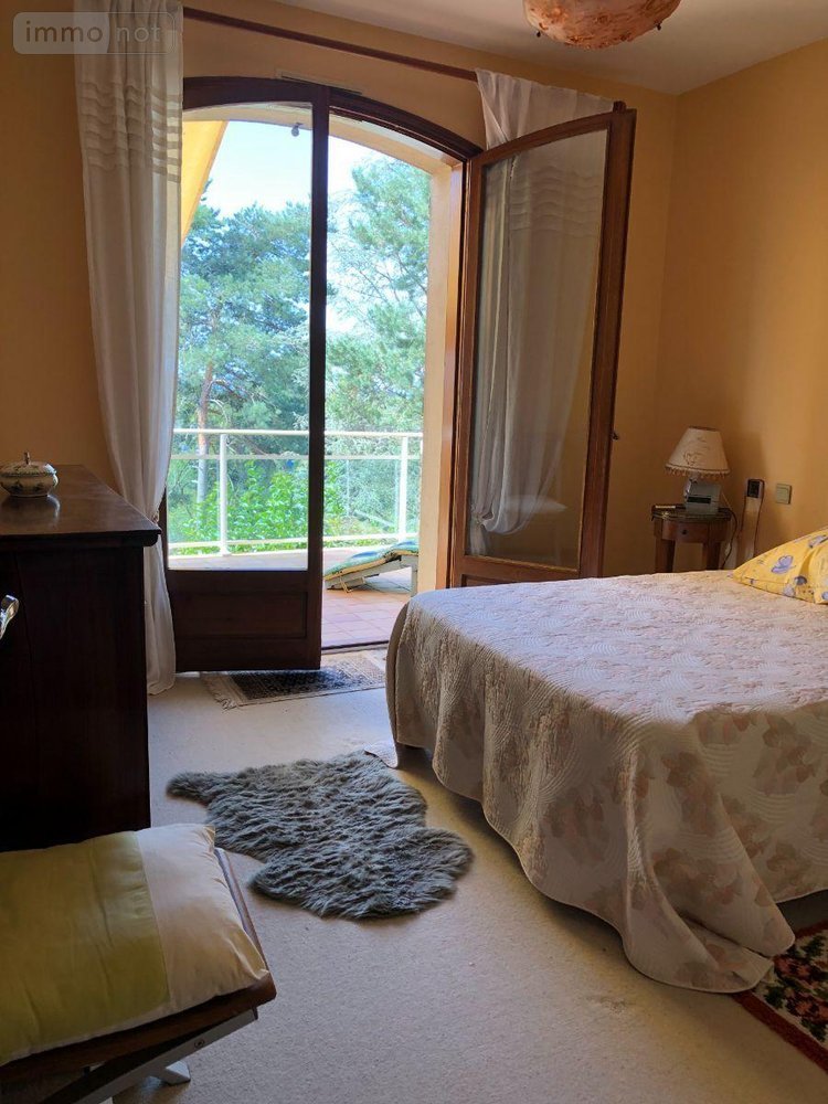 Maison a vendre Aubazines 19190 Corrèze 231 m2 8 pièces 293700 euros