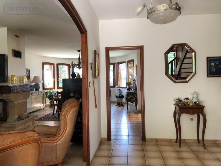 Maison a vendre Aubazines 19190 Corrèze 231 m2 8 pièces 293700 euros