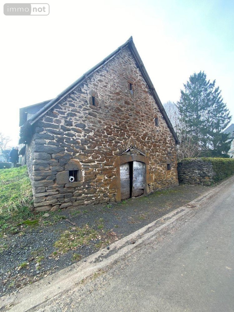 Maison a vendre Chaussenac 15700 Cantal  63600 euros