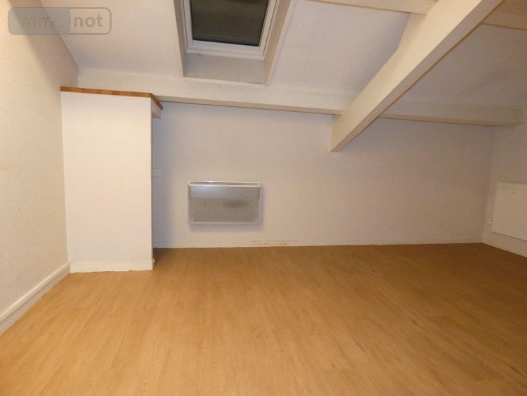 Fonds et murs commerciaux a vendre Gerzat 63360 Puy-de-Dôme 900 m2  518000 euros