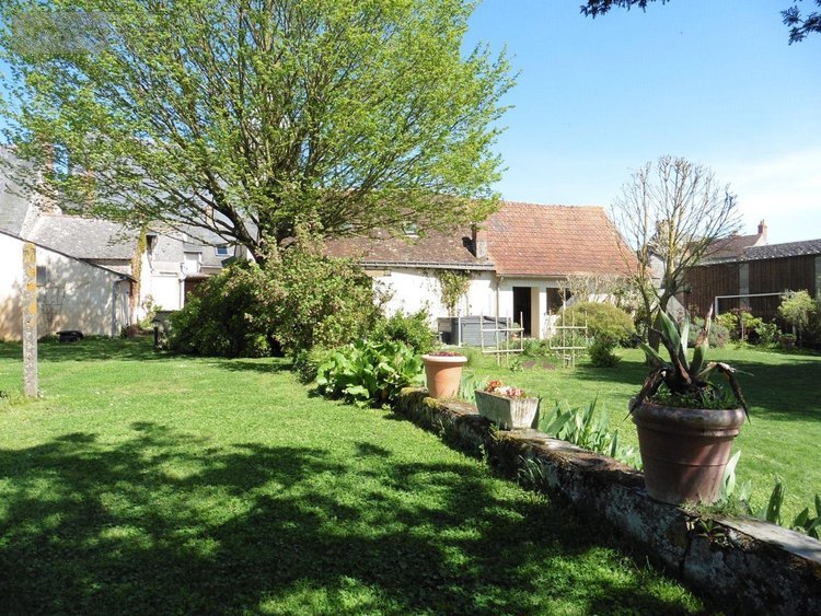 Maison a vendre Lasse 49490 Maine-et-Loire 277 m2 14 pièces 198550 euros