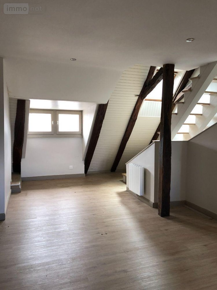 Immeuble a vendre Mauriac 15200 Cantal  275600 euros