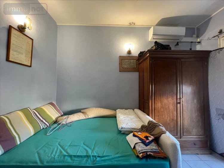 Immeuble a vendre Saint-Denis 97400 Réunion 160 m2  519000 euros