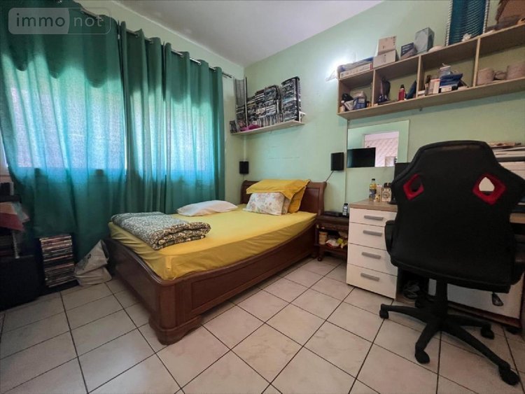 Immeuble a vendre Saint-Denis 97400 Réunion 160 m2  519000 euros