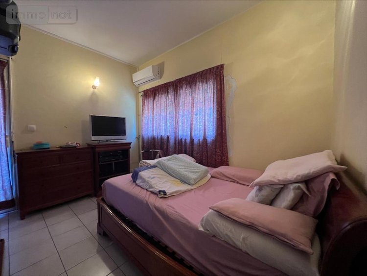 Immeuble a vendre Saint-Denis 97400 Réunion 160 m2  519000 euros